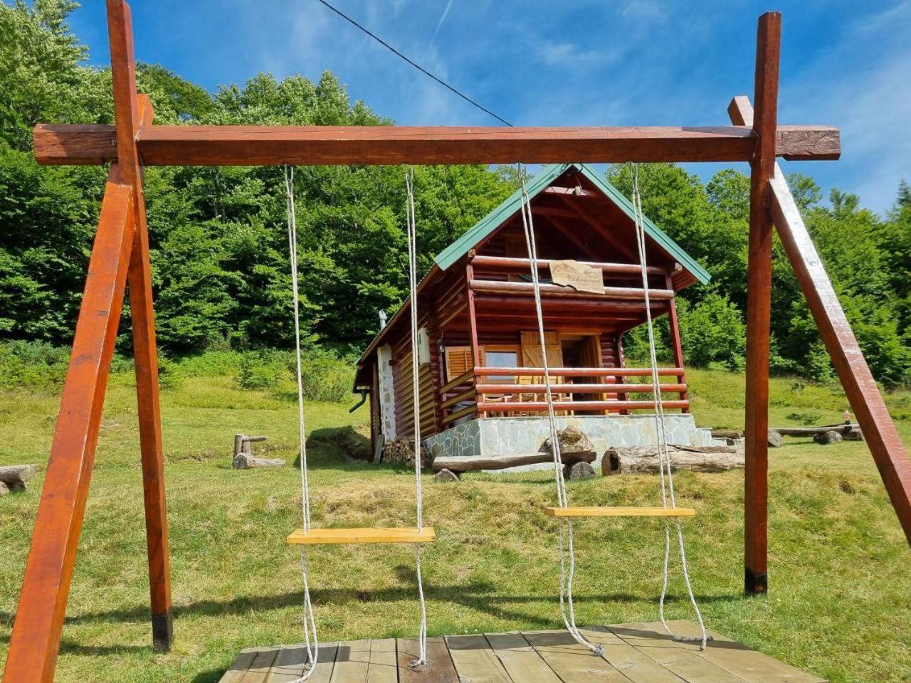 Mountain House Komovi-radunovic * Andrijevica